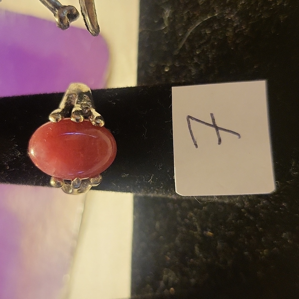 Elegant Silver and Pink Stone Ring